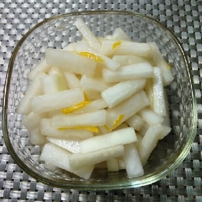 こんばんは☆きょうは大好きな柚子を使ったこのレシピ♪甘酢も手作りです⤴作り方がとってもわかりやすい～♡美味しい甘酢漬けがたっぷり！ごちそうさまでした♪♪